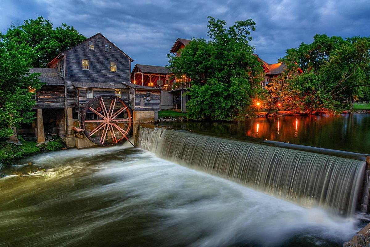 The Nut House, Hot Tub, Game Room, Wifi, 1089 Free Tickets Each Paid Day, Dollywood And More! بيدجن فورج المظهر الخارجي الصورة